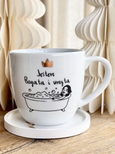 Jestem bogata i umyta z GRAFIKĄ kubek prezent dla koleżanki z pracy filiżanka pojemność do wyboru 